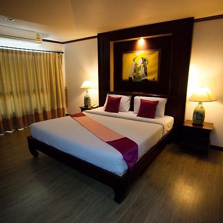 Chour Palace Hotel Mae Sai Eksteriør billede