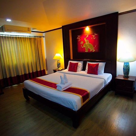 Chour Palace Hotel Mae Sai Eksteriør billede