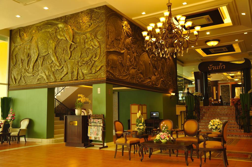 Chour Palace Hotel Mae Sai Eksteriør billede