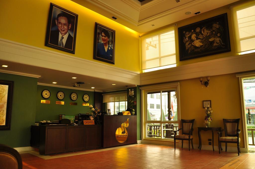 Chour Palace Hotel Mae Sai Eksteriør billede